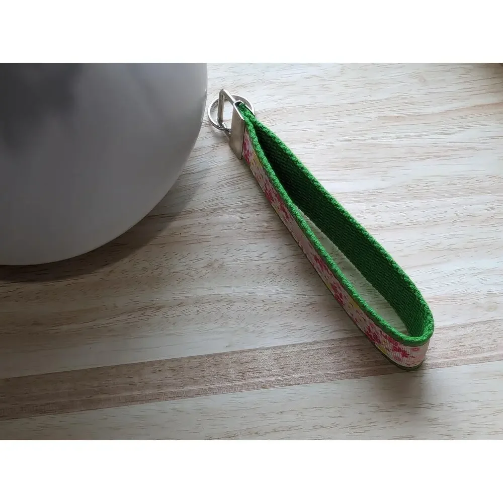 Floral Keychain Wristlet Handmade Boho Fabric Key FOB Sturdy‎ Daisy Flower Pink